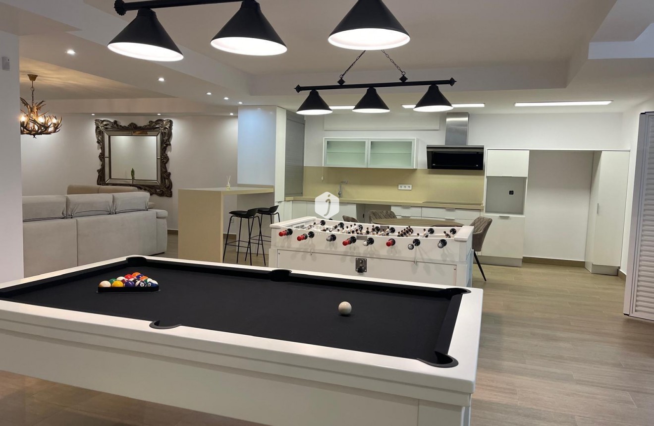 Tweedehands - Villa -
San Miguel de Salinas - Altos De San Miguel