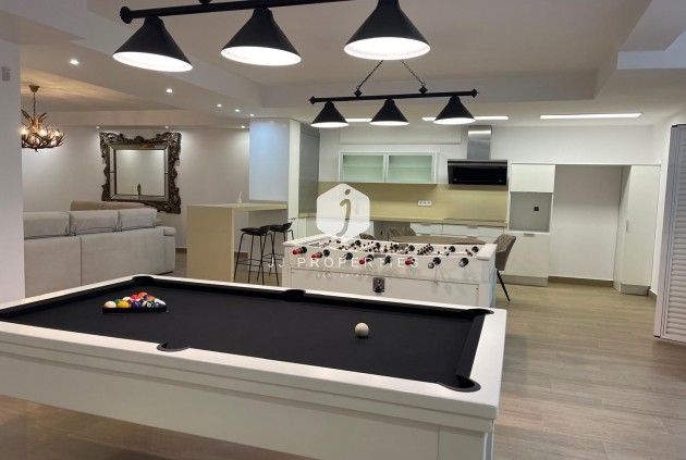 Tweedehands - Villa -
San Miguel de Salinas - Altos De San Miguel