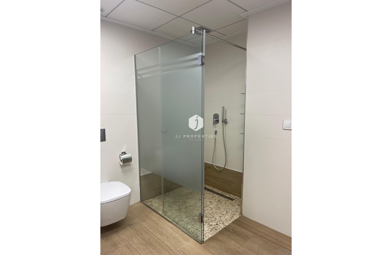 Tweedehands - Villa -
San Miguel de Salinas - Altos De San Miguel