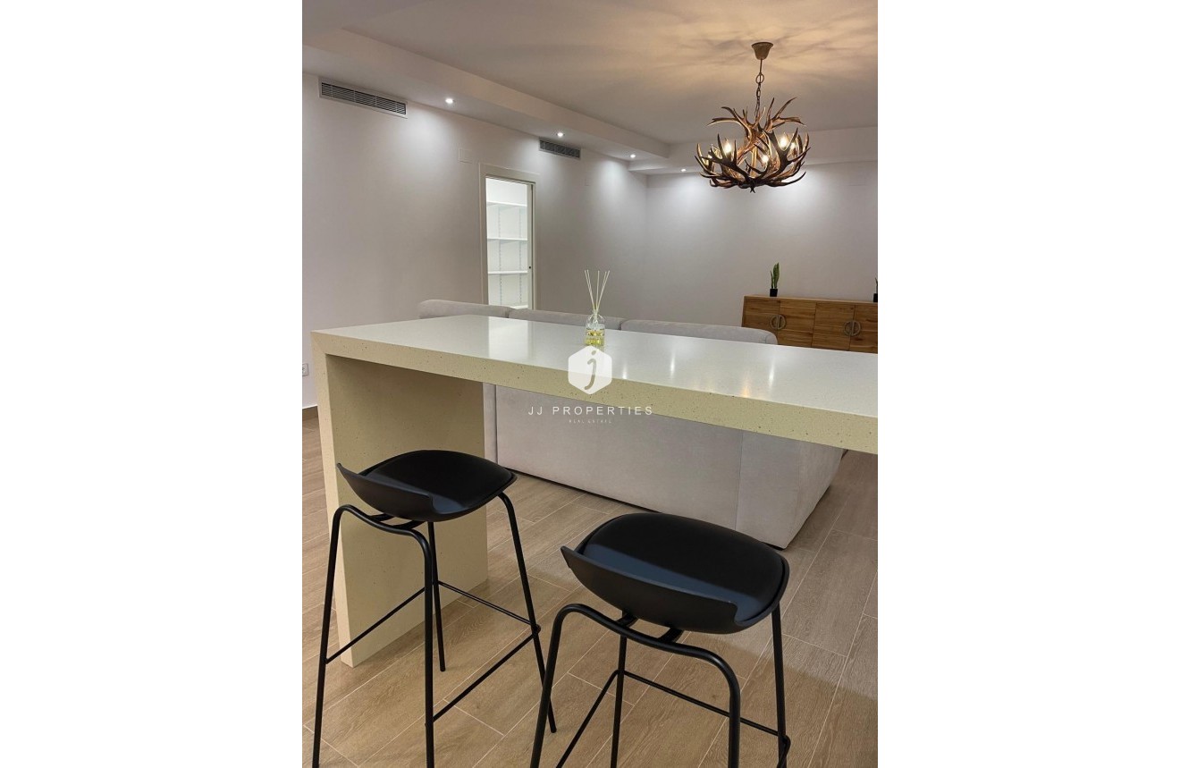 Tweedehands - Villa -
San Miguel de Salinas - Altos De San Miguel