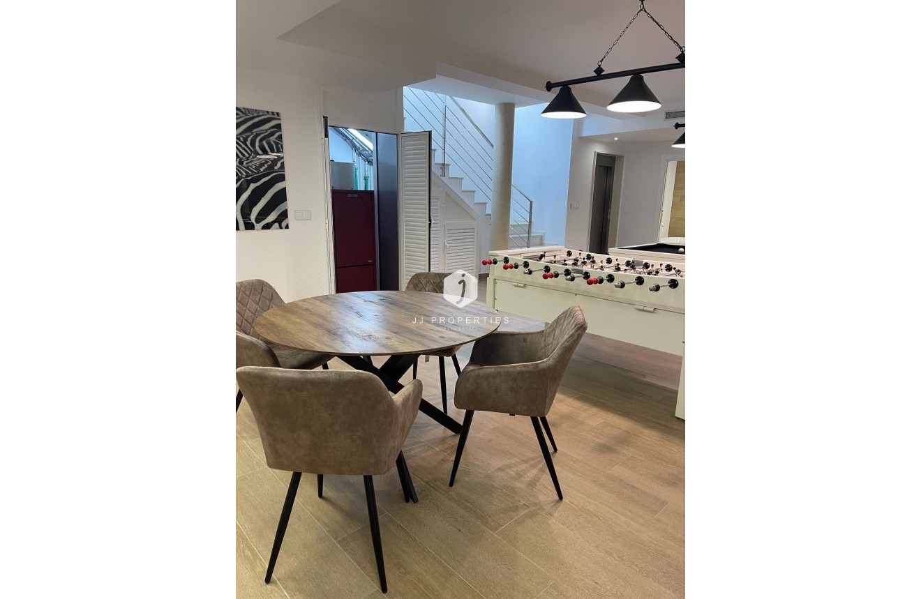 Tweedehands - Villa -
San Miguel de Salinas - Altos De San Miguel