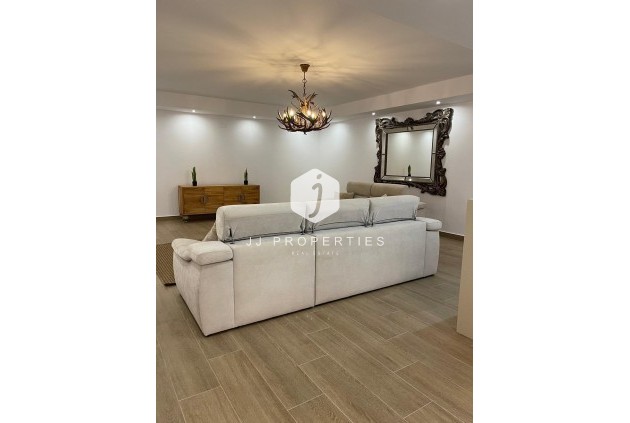 Tweedehands - Villa -
San Miguel de Salinas - Altos De San Miguel