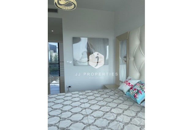 Tweedehands - Villa -
San Miguel de Salinas - Altos De San Miguel