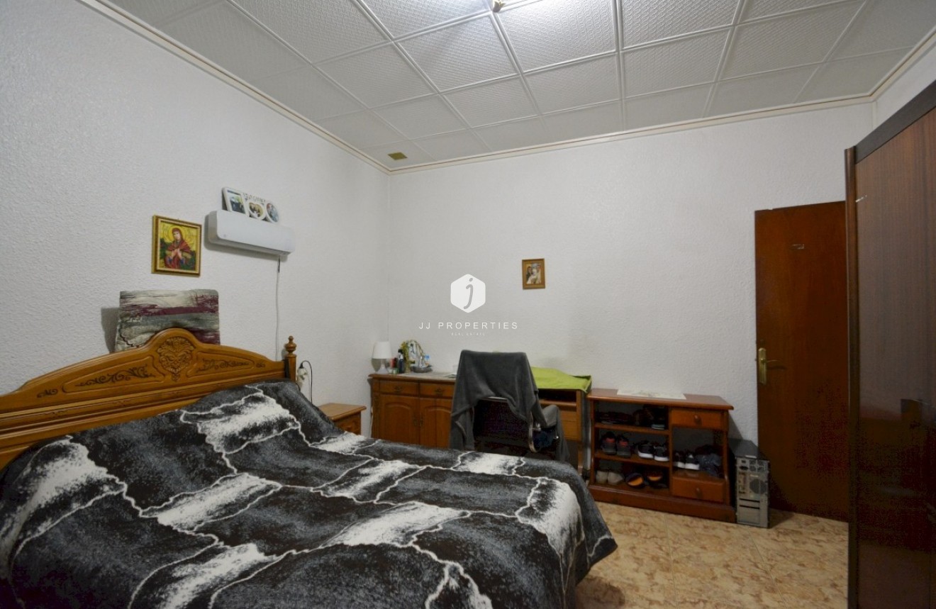 Resale - Chalet -
Guardamar del Segura - Costa Blanca