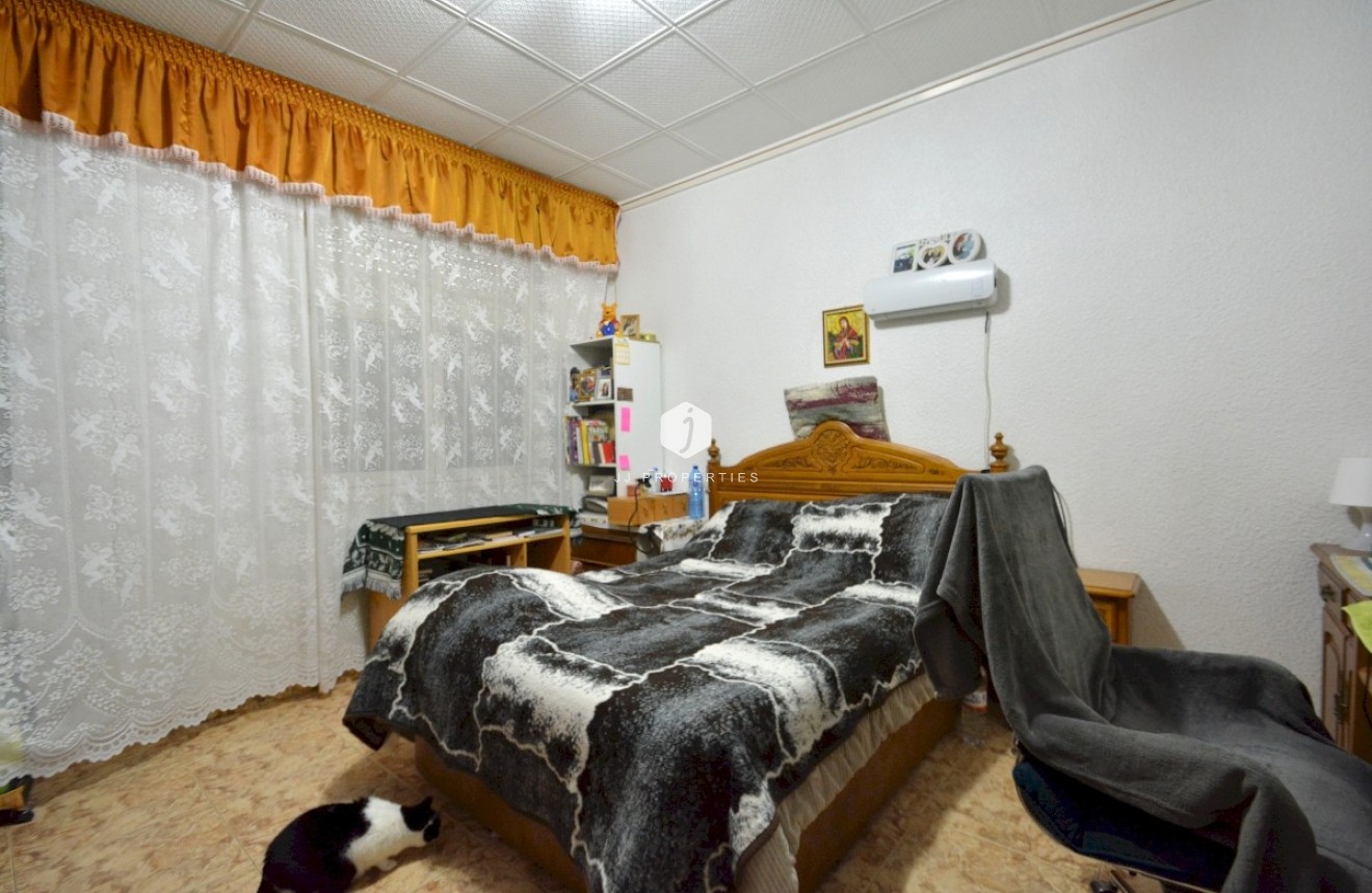 Resale - Chalet -
Guardamar del Segura - Costa Blanca