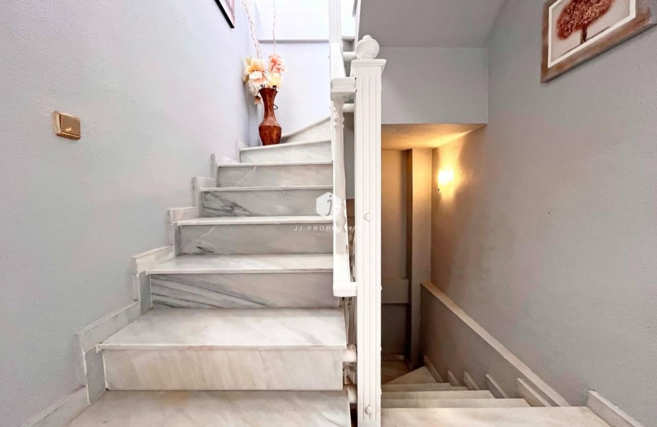 Tweedehands - Villa -
La Zenia - Costa Blanca