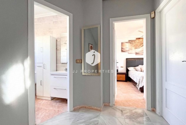 Tweedehands - Villa -
La Zenia - Costa Blanca