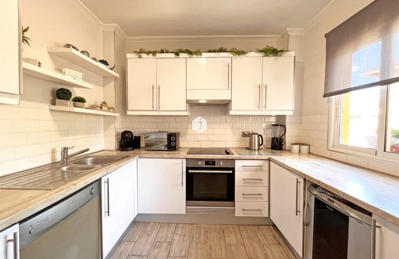 Tweedehands - Villa -
La Zenia - Costa Blanca