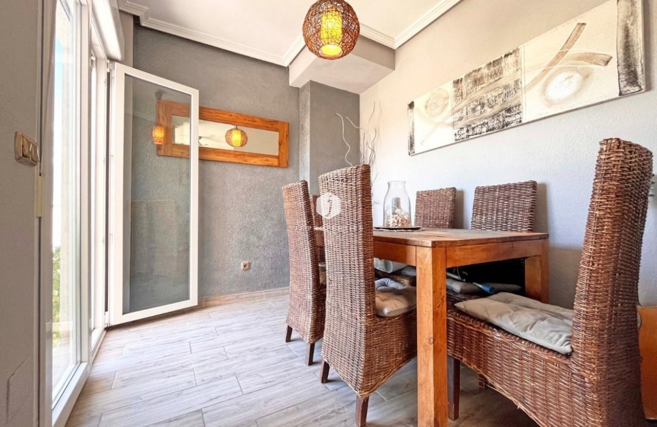 Tweedehands - Villa -
La Zenia - Costa Blanca