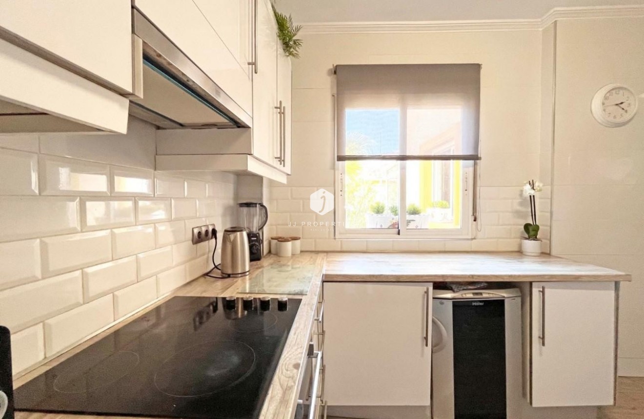 Tweedehands - Villa -
La Zenia - Costa Blanca