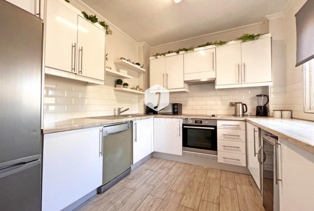 Tweedehands - Villa -
La Zenia - Costa Blanca