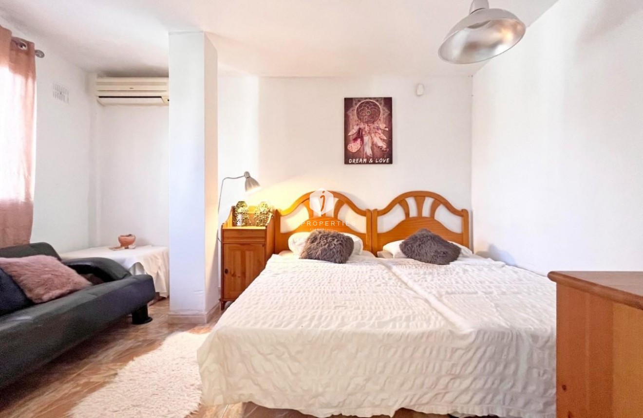 Tweedehands - Villa -
La Zenia - Costa Blanca