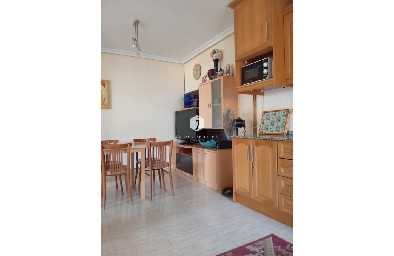 Tweedehands - Bungalow -
Orihuela Costa - PAU 26