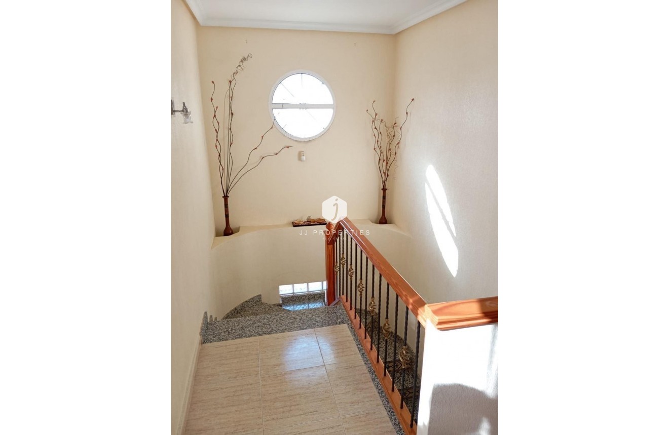 Tweedehands - Bungalow -
Orihuela Costa - PAU 26