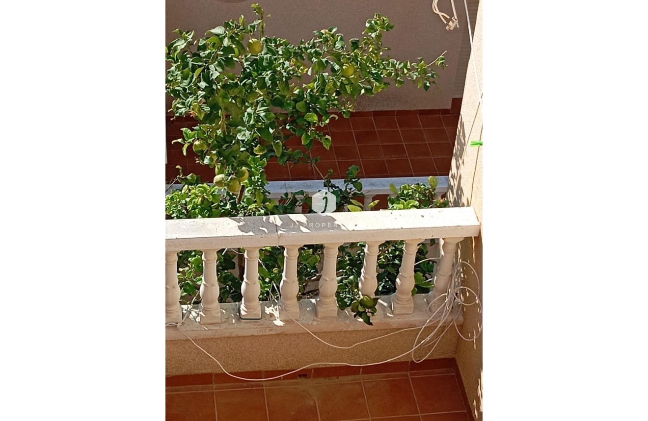 Tweedehands - Bungalow -
Orihuela Costa - PAU 26