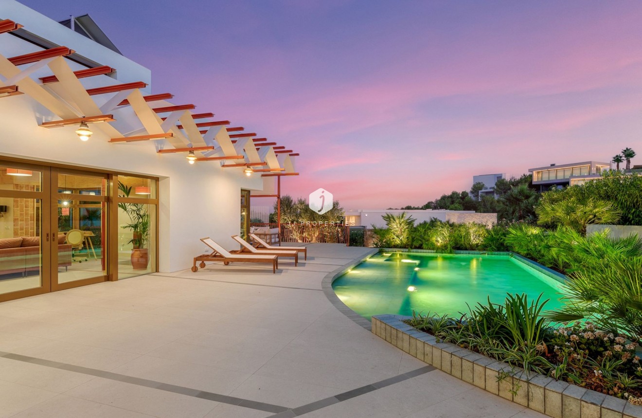 Tweedehands - Villa -
Orihuela Costa - Costa Blanca