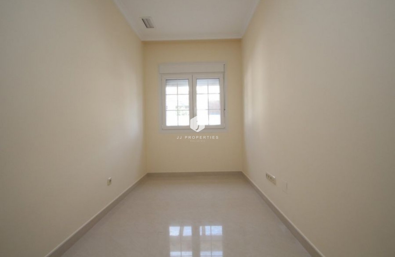 Tweedehands - Villa -
Orihuela Costa - Costa Blanca