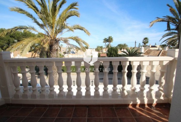 Tweedehands - Villa -
Orihuela Costa - Costa Blanca