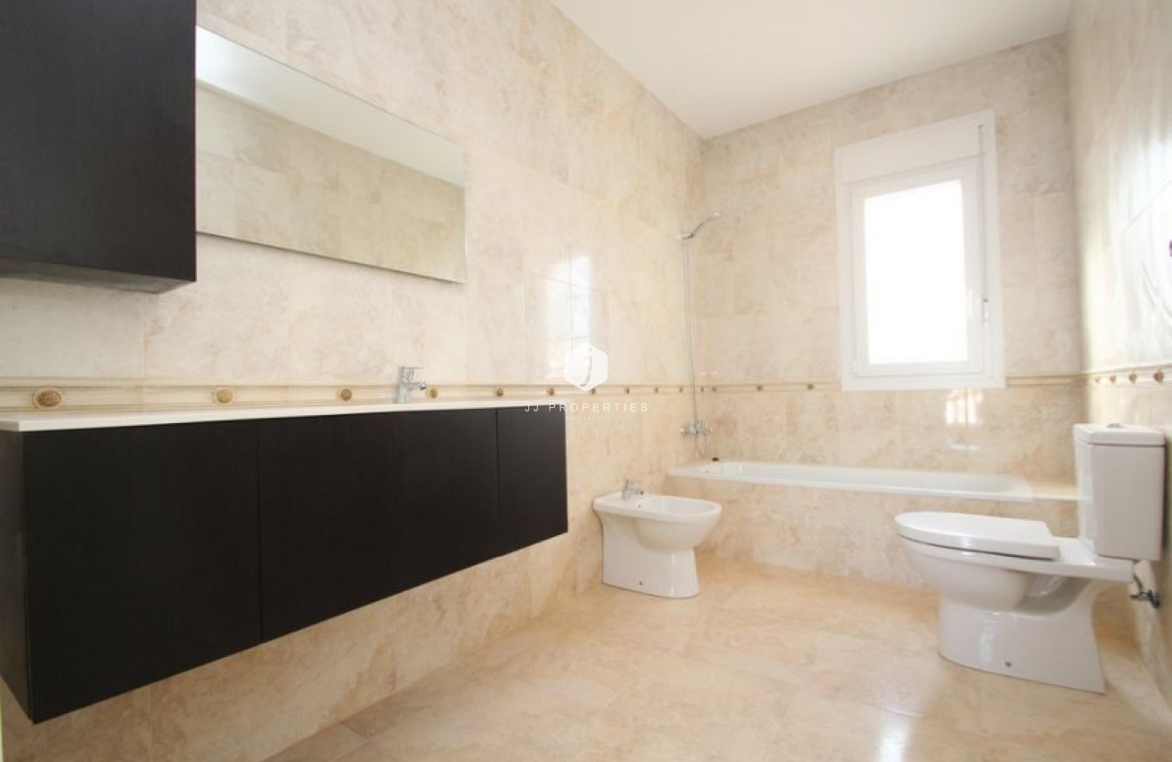 Tweedehands - Villa -
Orihuela Costa - Costa Blanca