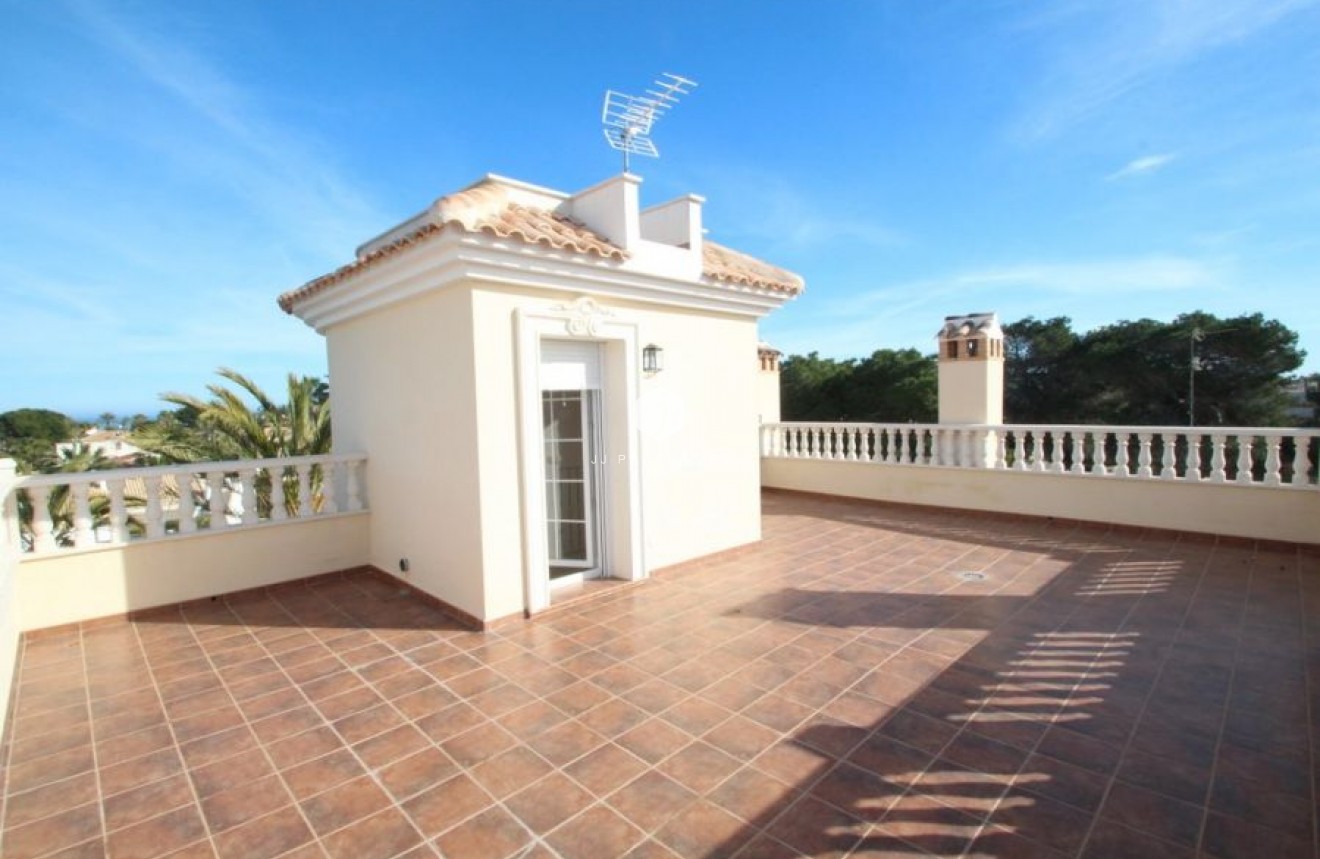 Tweedehands - Villa -
Orihuela Costa - Costa Blanca