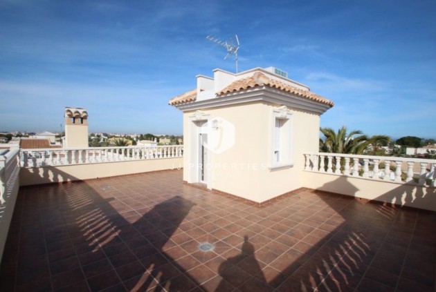 Tweedehands - Villa -
Orihuela Costa - Costa Blanca