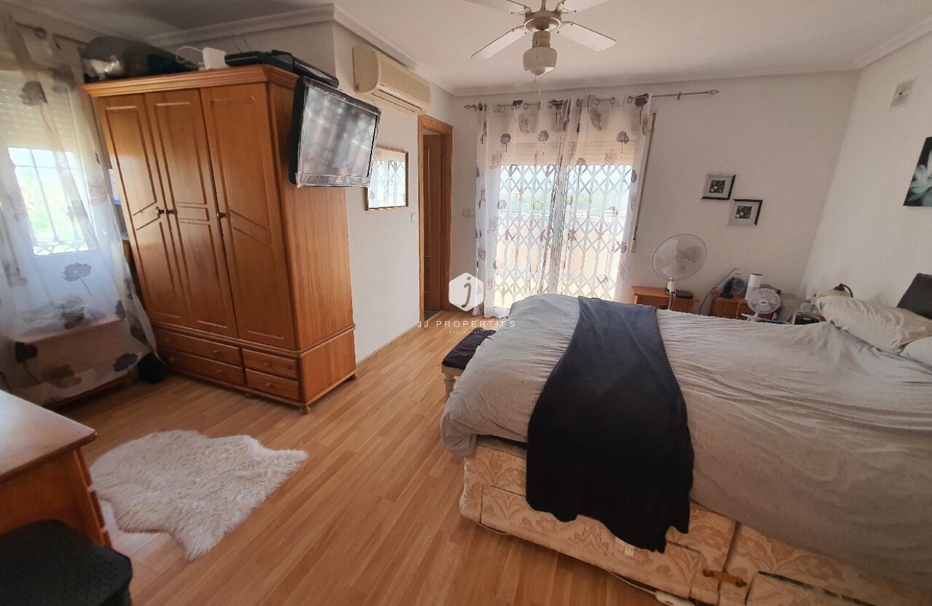 Tweedehands - Villa -
Los Balcones - Costa Blanca