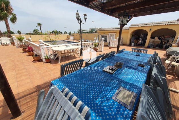 Tweedehands - Villa -
Los Balcones - Costa Blanca