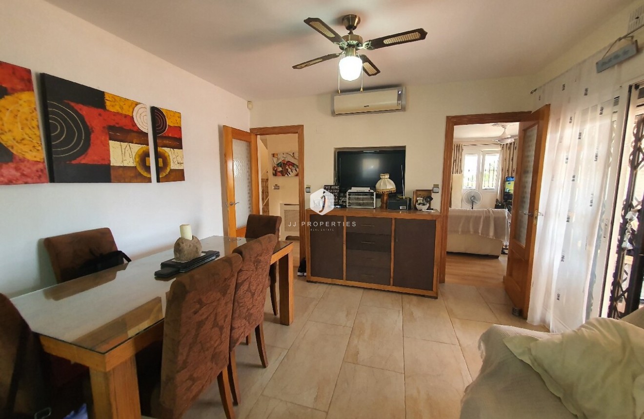 Tweedehands - Villa -
Los Balcones - Costa Blanca