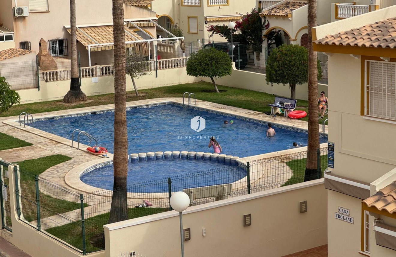 Tweedehands - Villa -
Orihuela Costa - Los Dolses