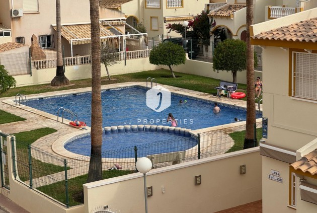 Tweedehands - Villa -
Orihuela Costa - Los Dolses