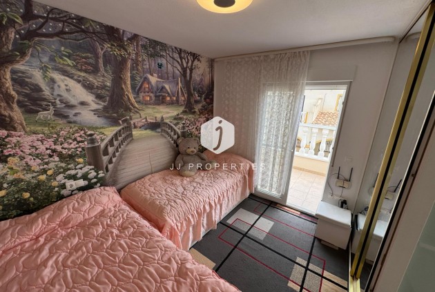 Tweedehands - Villa -
Orihuela Costa - Los Dolses