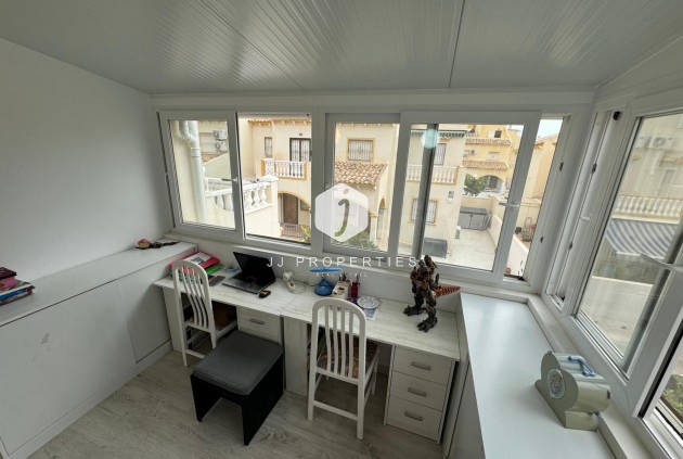 Tweedehands - Villa -
Orihuela Costa - Los Dolses