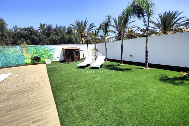 Tweedehands - Villa -
Cabo Roig - Costa Blanca