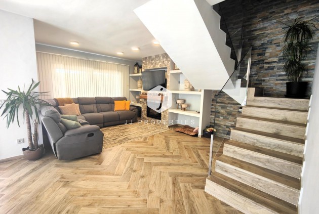 Tweedehands - Villa -
Cabo Roig - Costa Blanca