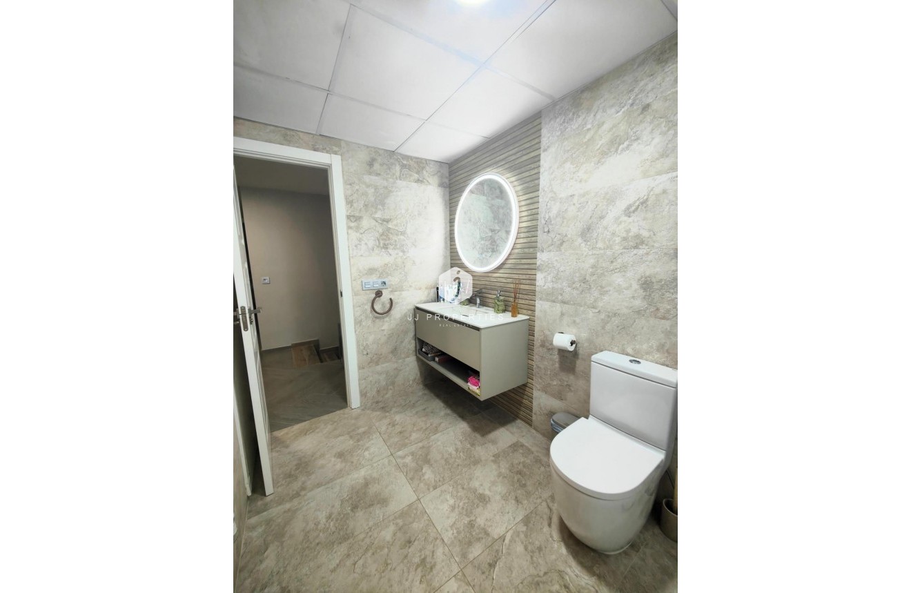 Tweedehands - Villa -
Cabo Roig - Costa Blanca