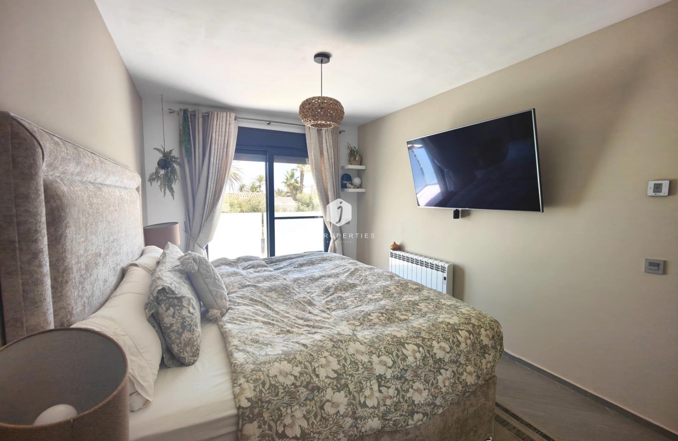 Tweedehands - Villa -
Cabo Roig - Costa Blanca