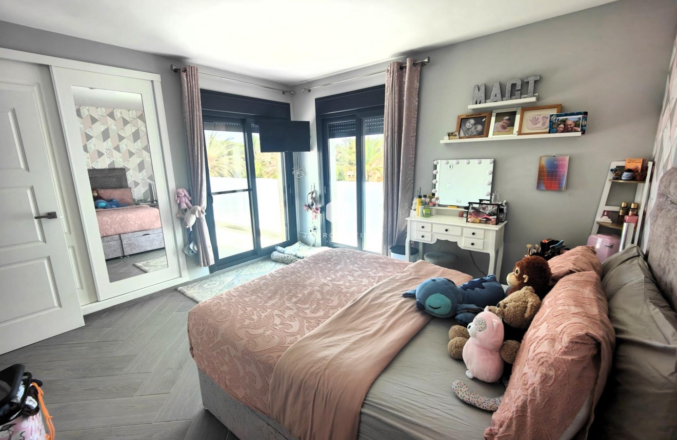 Tweedehands - Villa -
Cabo Roig - Costa Blanca