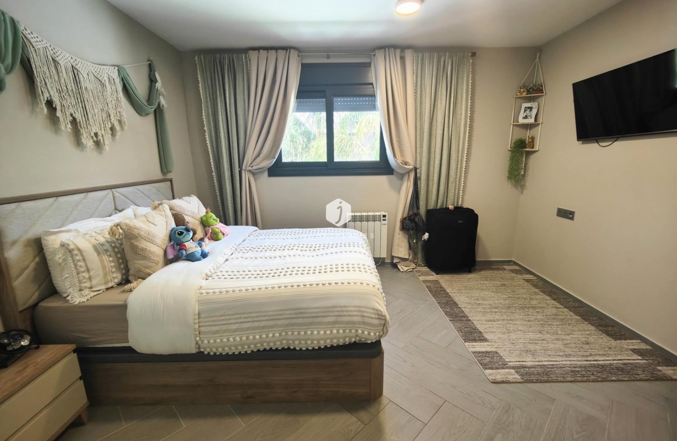 Tweedehands - Villa -
Cabo Roig - Costa Blanca