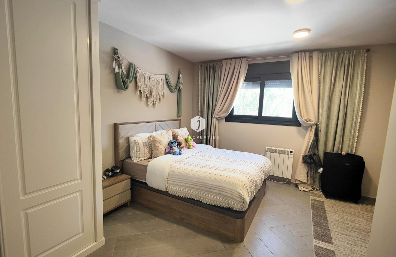 Tweedehands - Villa -
Cabo Roig - Costa Blanca