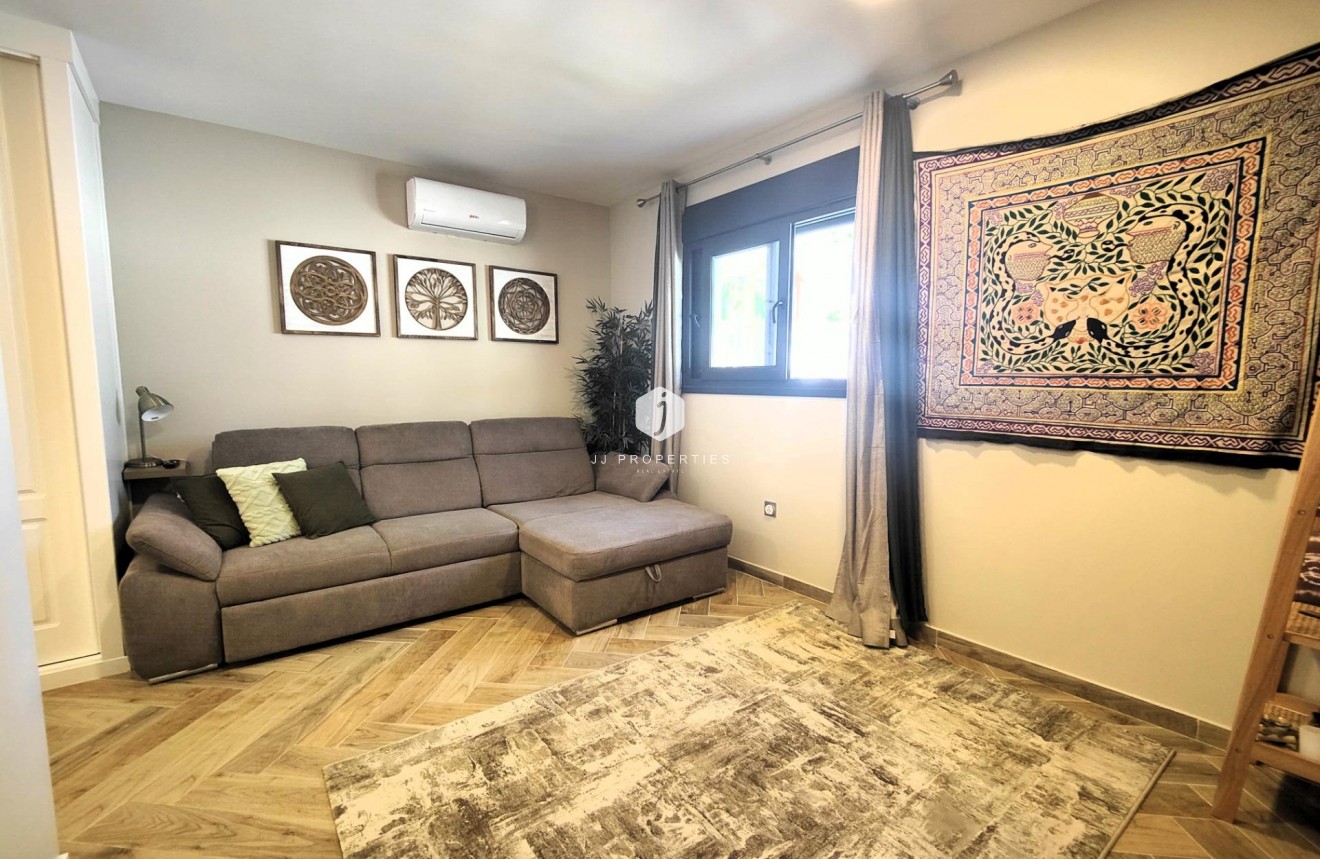 Tweedehands - Villa -
Cabo Roig - Costa Blanca