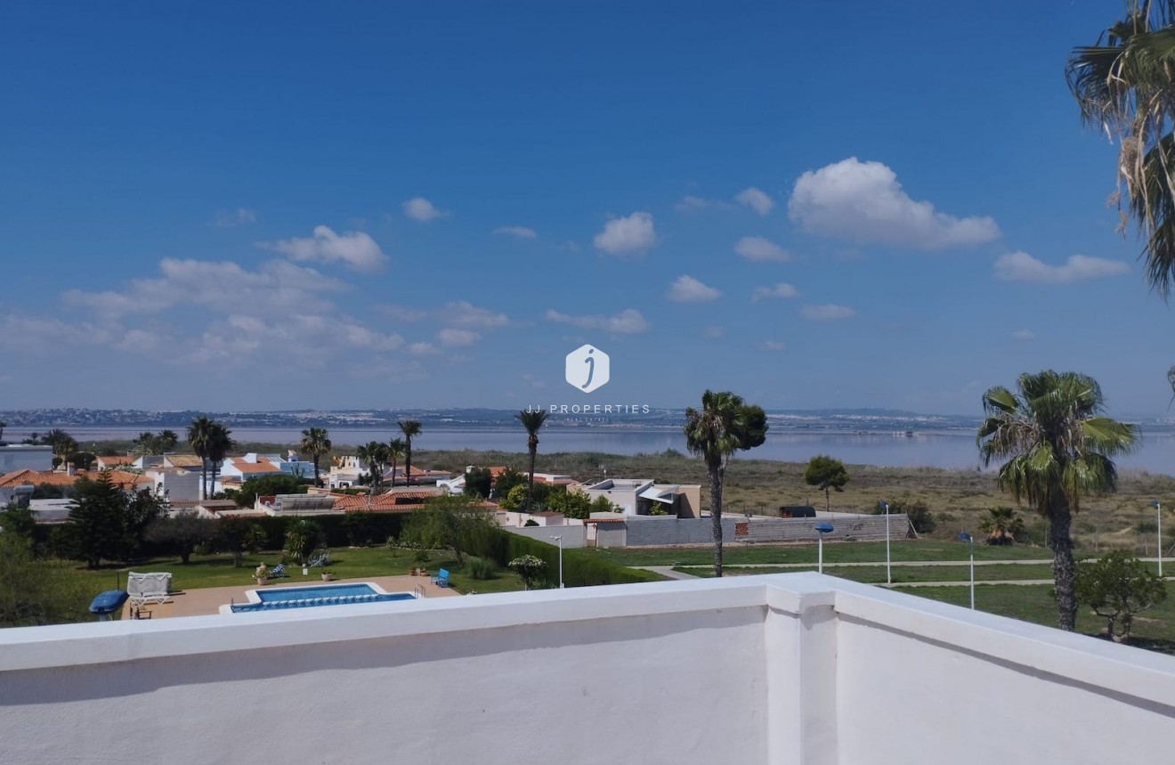 Tweedehands - Villa -
Torrevieja - Costa Blanca