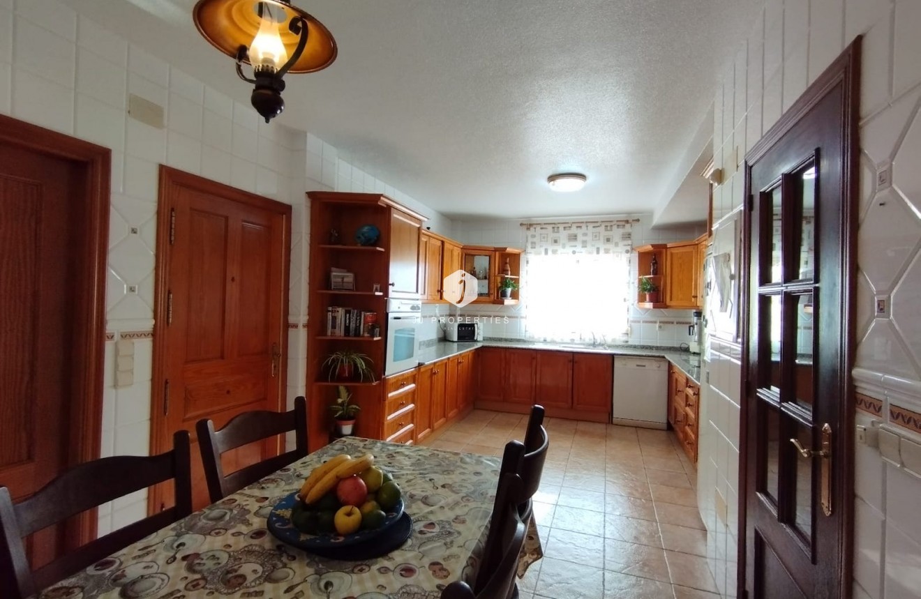 Tweedehands - Villa -
Torrevieja - Costa Blanca