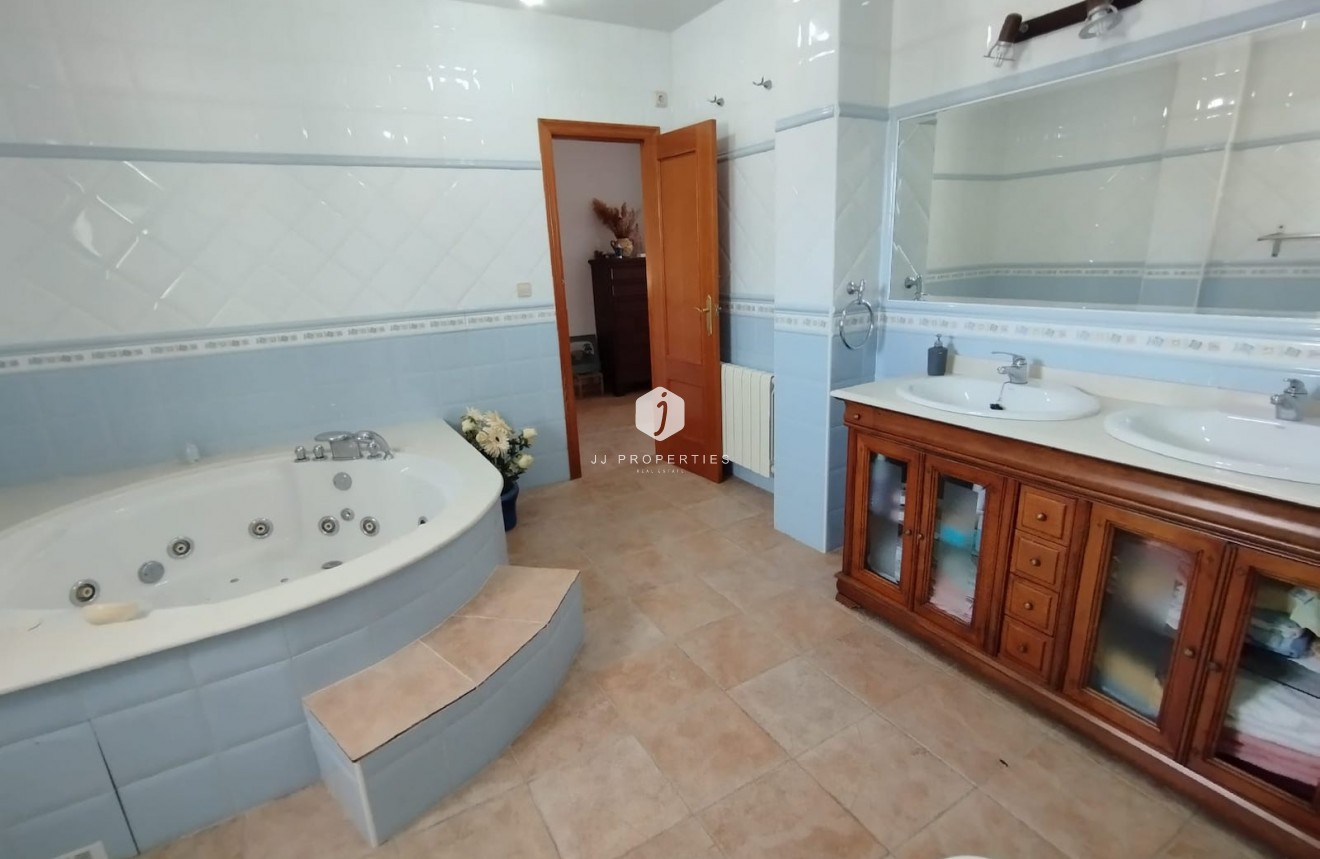 Tweedehands - Villa -
Torrevieja - Costa Blanca