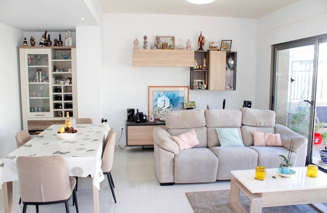 Tweedehands - Villa -
San Miguel de Salinas - Inland