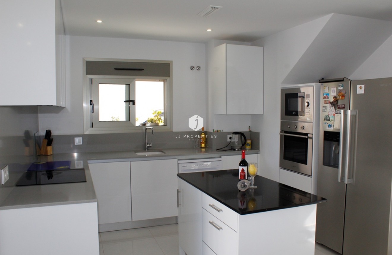 Tweedehands - Villa -
San Miguel de Salinas - Inland