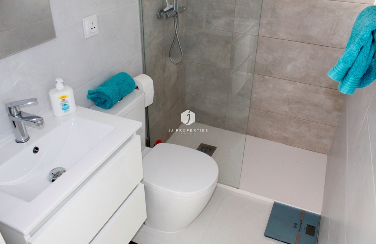 Tweedehands - Villa -
San Miguel de Salinas - Inland