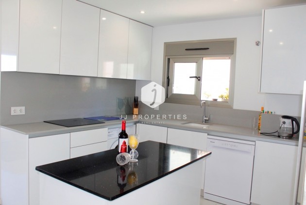 Tweedehands - Villa -
San Miguel de Salinas - Inland