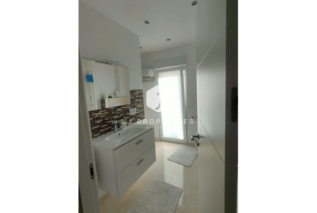 Tweedehands - Villa -
Orihuela Costa - La Zenia