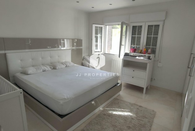 Tweedehands - Villa -
Orihuela Costa - La Zenia