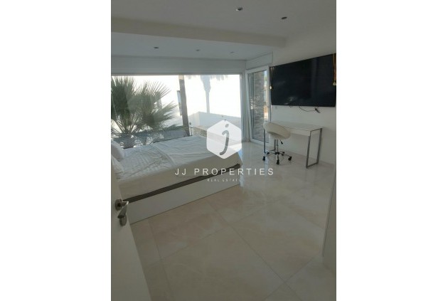 Tweedehands - Villa -
Orihuela Costa - La Zenia